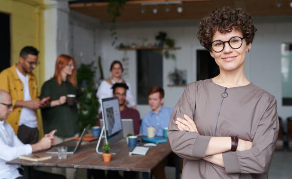 photo of woman wearing eyeglasses